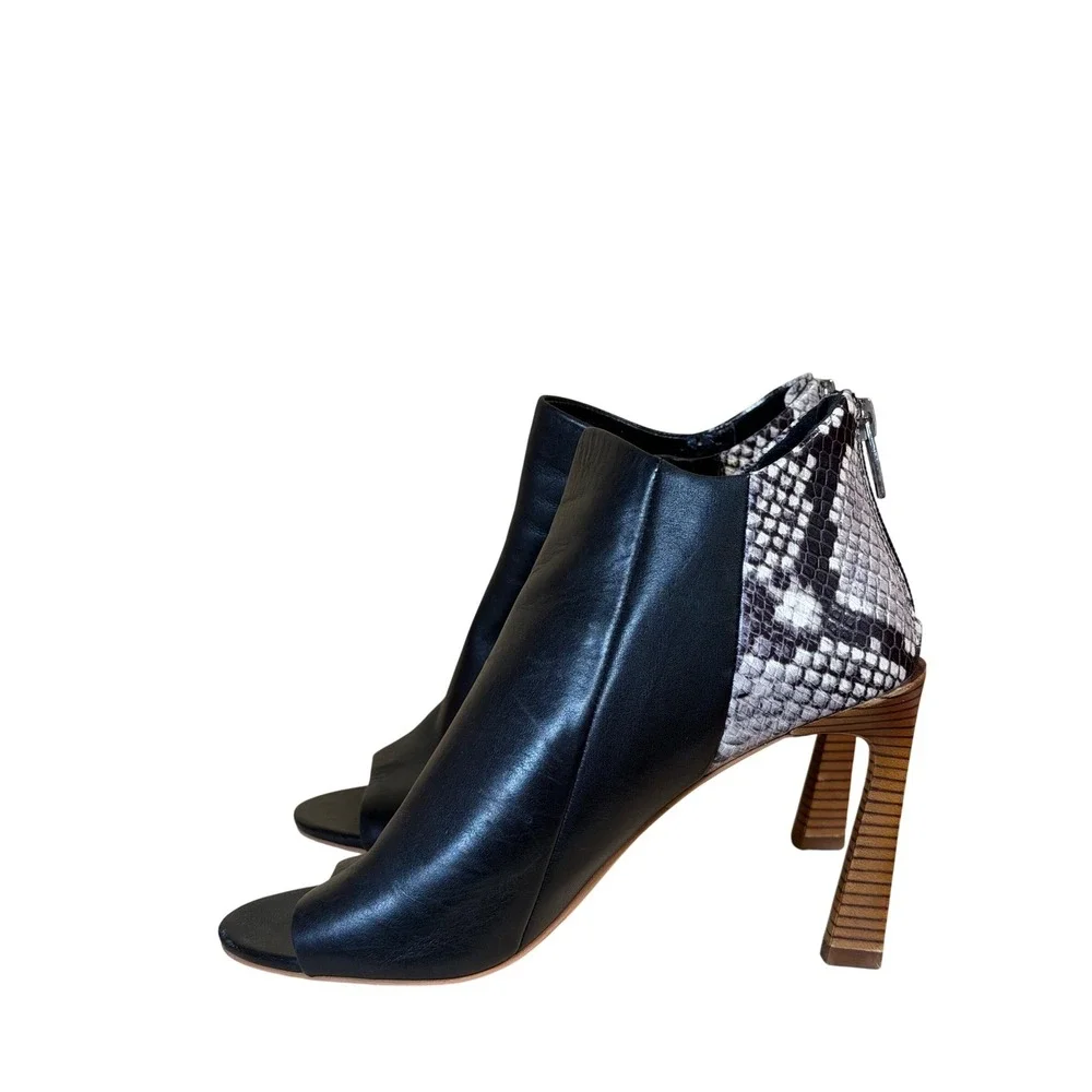 Vince Camuto vince camuto